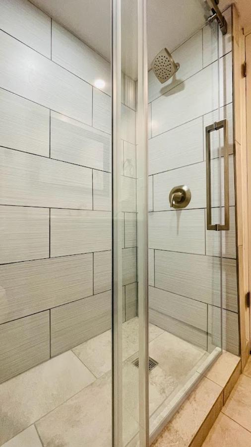Newly Remodeled Home Duplex Unit Near 4 World-Class Ski Resorts *