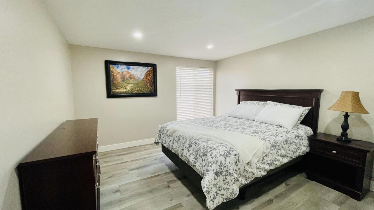 Newly Remodeled Home Duplex Unit Near 4 World-Class Ski Resorts