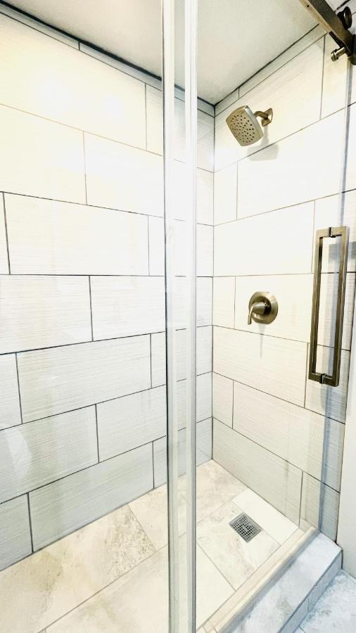 Newly Remodeled Home Duplex Unit Near 4 World-Class Ski Resorts * Sandy