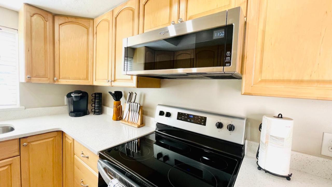 Holiday home Newly Remodeled Home Duplex Unit Near 4 World-Class Ski Resorts Sandy